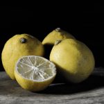 d&eacute;couvrez les nombreux bienfaits du jus de citron pour la sant&eacute;. riche en vitamines et antioxydants, le jus de citron booste votre immunit&eacute;, favorise la digestion et hydrate votre peau. apprenez comment int&eacute;grer cet &eacute;lixir naturel dans votre quotidien pour am&eacute;liorer votre bien-&ecirc;tre.
